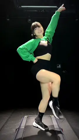 에너지 충전🔋⚡️ #런소은 #런닝머신댄스 #eveniftheworldendstomorrow 