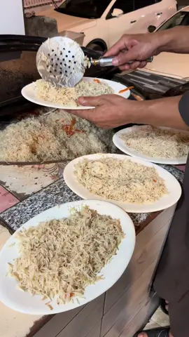 #alhamdulillah❤️ #dampukh #dampukht #dampukhrestaurentrawalpindi #dampukhgtroad #dampukhmurreeroad #eidrecipes #bakraeid #kabulipulaorecipe 