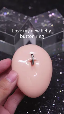 OMGGGGGG!!!!!😍😍 the cutest belly ring for the summer🤩🤩🏖️ #jewelrylove #piercingjewelry #piercing #hoops #bellyring #kutlanpiercingjewelry 