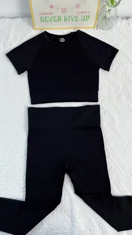 Women's Plain Tracksuit Set, Sports RaglanSleeve Crop Tee & Leggings Set, Tracksuits2000s, Cute Gym Clothes, Summer Two-pieceOutfits for Yoga Fitness Workout  #Spotlightfinds  #tiktokshopsummersale #Summer  #fyp  #women  #lady