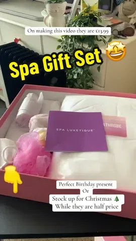Spa Gift Set 🤩 #spagiftset #christmasgiftideas #birthdaygiftideas #giftset #spa #christmasgifts #birthdaygifts #tiktokmademebuyit #tiktokshopuk #tiktokshop #fyp 