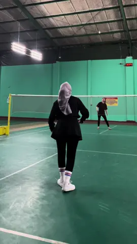 Teman saya sangat tertekan😳