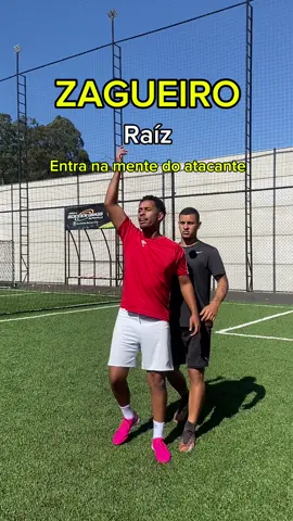 Pediram a PARTE 2, e chegou!💥 Como é um ZAGUEIRO RAÍZ jogando…✅⚽️ Marca aqui se vc conhece algum assim.⬇️ #futebol #Soccer @Jowzinn ⚡️ 