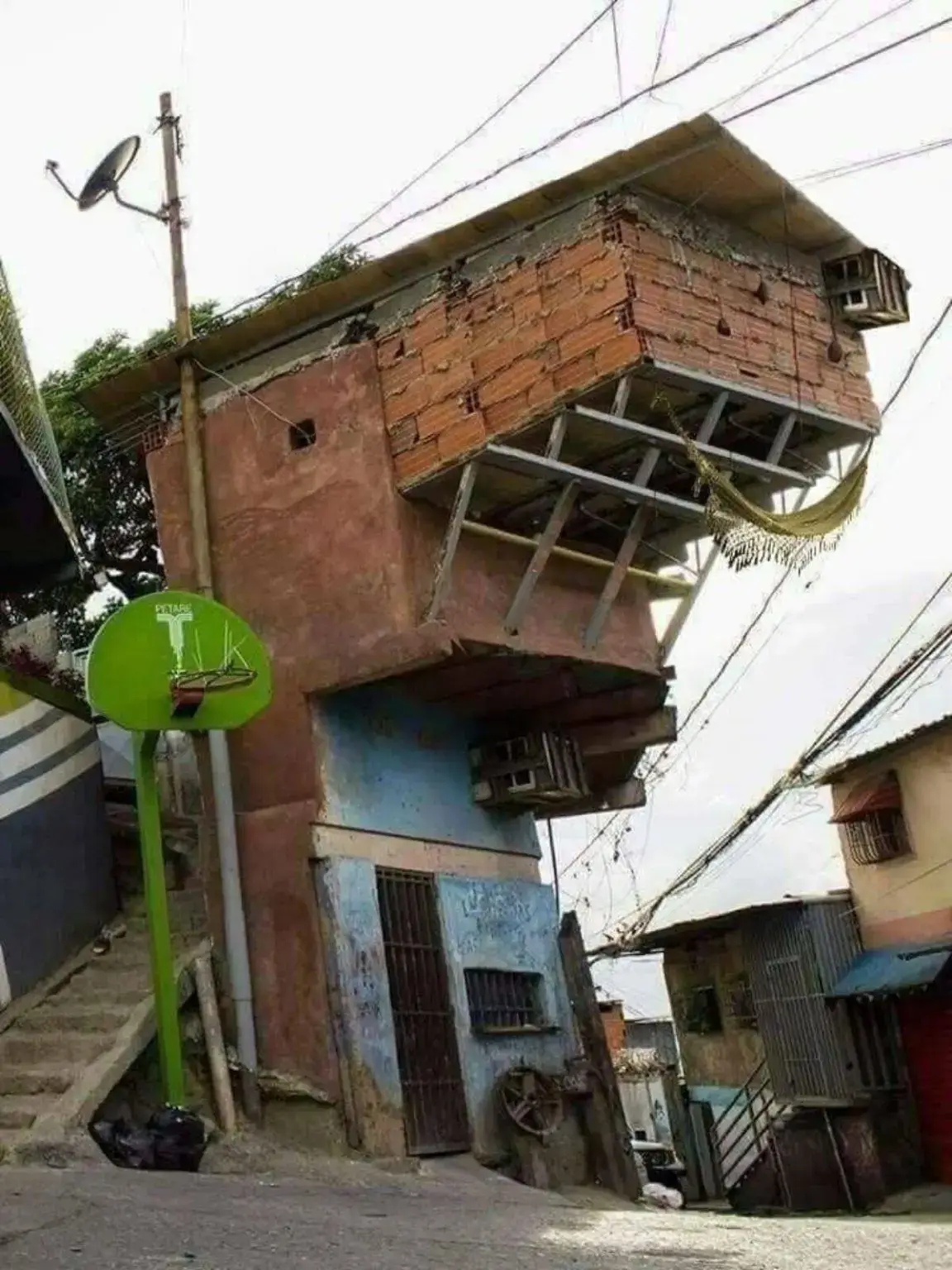 Funny Construction 🏗️🚧#construction #grow #funny #growmyaccoun #unfrezzmyaccount 