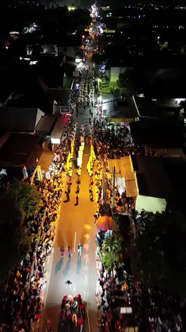 Siapa yang kemarin malam nonton karnaval ini juga? ✨🙌🏻  📍Karnaval Takbir Jambidan  #jogja #jogjakarta #jogjaistimewa #fyp #strollingaroundjogja #drone #dronevideo #droneshot #dronejogja #irmjambidan #karnaval #karnavaltakbir 