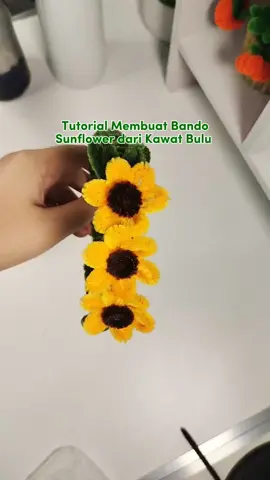 link ada di bio ya 😍 tutorial bando kawat bulu sunflower #tutorialkawatbulu #bungakawatbulu #pipecleanerflowers #bandopipecleaner #bandokawatbulu 