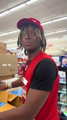 facetime prank 😂😂😂 #funnyvideos #jamesdabarber #pranksvideos #tiktokfunnyvideos #walmartpranks 