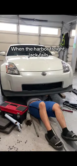 I feel very sketchy sometimes using it😂 #350z #z33 #carsoftiktok #carcommunity #carculture #cars #cargirl #fyp #fypage #explore #fails