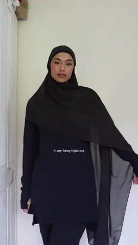 9 months of wearing hijab and only just discovered this lol just wish the wind would let it last more than 2 seconds pls x  not my usual content but just loooved my hijab today 🥹 might do more??  #hijab #hijabi #hijabstyle 