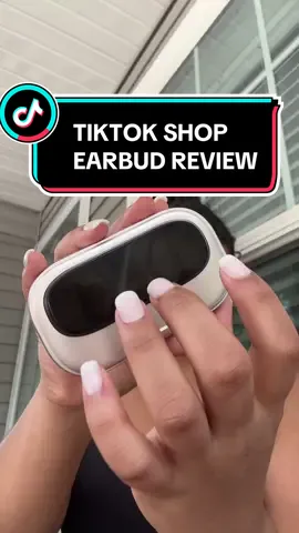Realistic review unlike these fake influencers. #TikTokShop #headphones #review #headphonereview 