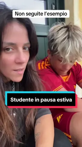 La vita di uno studente in pausa estiva @n47chri #gioOvifamily 