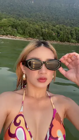 In my peace era 🥥☀️🐚