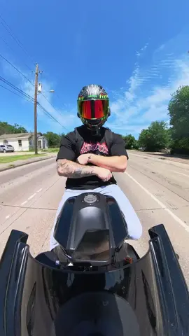 Pre leg day vibes #fyp #viral #motorcycle #bike #r7 #bikelife #yamahar7 #cbr #bmw 