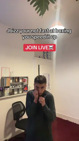 Cant speed it on live .. join and check yourself #fast #shadowboxing #boxing #quick #jbizz 