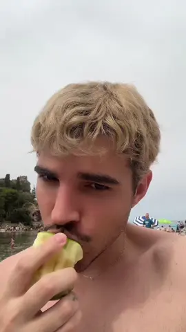 o triste é que eu te amo
