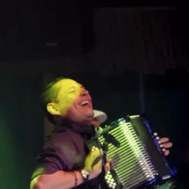 Mira mi vida, que mañana tan serena @Silvestre Dangond #ponchozuleta 