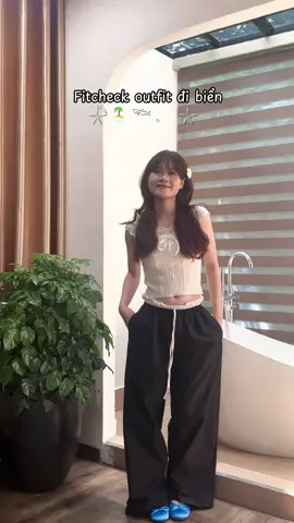 Đi biển nhưng thích mặc quần 🙂‍↔️ #fypシ゚ #fitcheck #outfitideas #goclamdep #summervibes #catba #xuhuong 