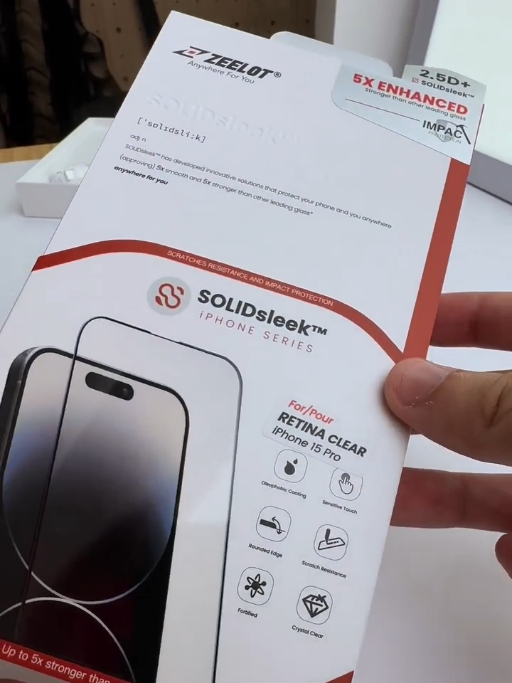 ZEELOT SOLIDsleek 2.5D+ Tempered Glass 9H Screen Protector 🛡️ ✅ easy to install #zeelot #screenprotector #temperedglass #iphone #iphone15series #shopnow #chenxitech #malaysia #fyp #Tech