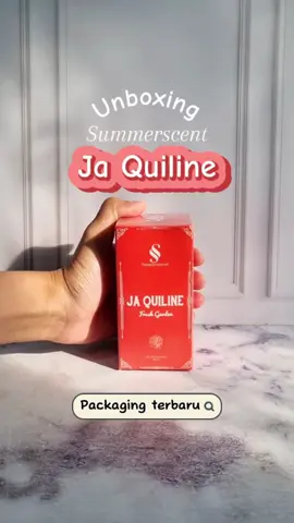 Udah habis 2 botol dongs, dan nyobain lagi yang varian Ja Quiline dengan packaging terbaru, keliatan lebih modern dan elegant ya. @summerscent.indonesia  wanginya ngga ada yg gagal sih menurut aku, parah enak banget. Yang varian Ja Quiline ini tipe wanginya lebih ke fresh dan soft, juga tahan lama up to 5 jam. Cocok untuk dipakai pas pergi ke garden park or park date and also everyday wear. . . . Available bulan ini di marketplace kesayangan kamu: Tokopedia: Summerscent Indo Shopee: Summerscent Indonesia Official Shop Lazada: Summerscent Home Tiktok shop: Summerscent.indonesia Also available offline at Guardian, KKV, XIMIVOGUE . . . #summerscentindonesia #parfumsummerscent #rekomendasiparfum #parfumtiktok 