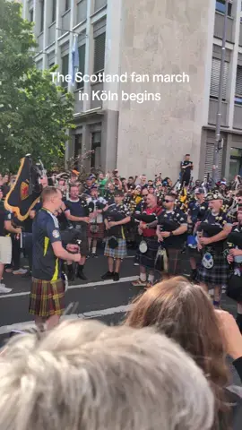 The start of the Scotland march to the RheinEnergieStadion in Köln! Scotland vs. Switzerland, 9pm KO, 19 June 🏴󠁧󠁢󠁳󠁣󠁴󠁿🇨🇭 #EURO2024 #cologne #köln #germany #deutschland #tartanarmy #Scotland 