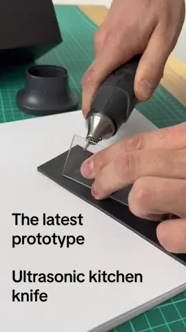Ultrasonic cutter. The latest prototype assembled almost entirely from final parts. Functionality verification. Connection with the app and testing of...#prototype #kitchen #technology #369sonic #powerofsound #cooking #gadgets #testcutting #technologytestkitchen #kitchentechnology #ultrasound #ultrasoniccutting 