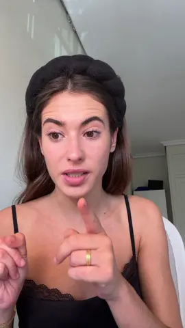 Ya no pega ir a revision, lo que pega es irse a un chiringuito de fiesta con un buen make up de @KIKO Milano. Yo me quedo sin duda con esta nueva edición 😌  *pubIi