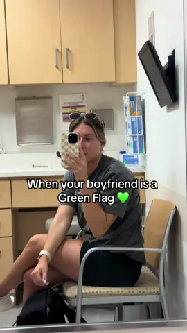When you have toxic tendencies but your boyfriend is golden retriever energy 🥹🙊🤍 #greenflag #goldenretrieverboyfriend 