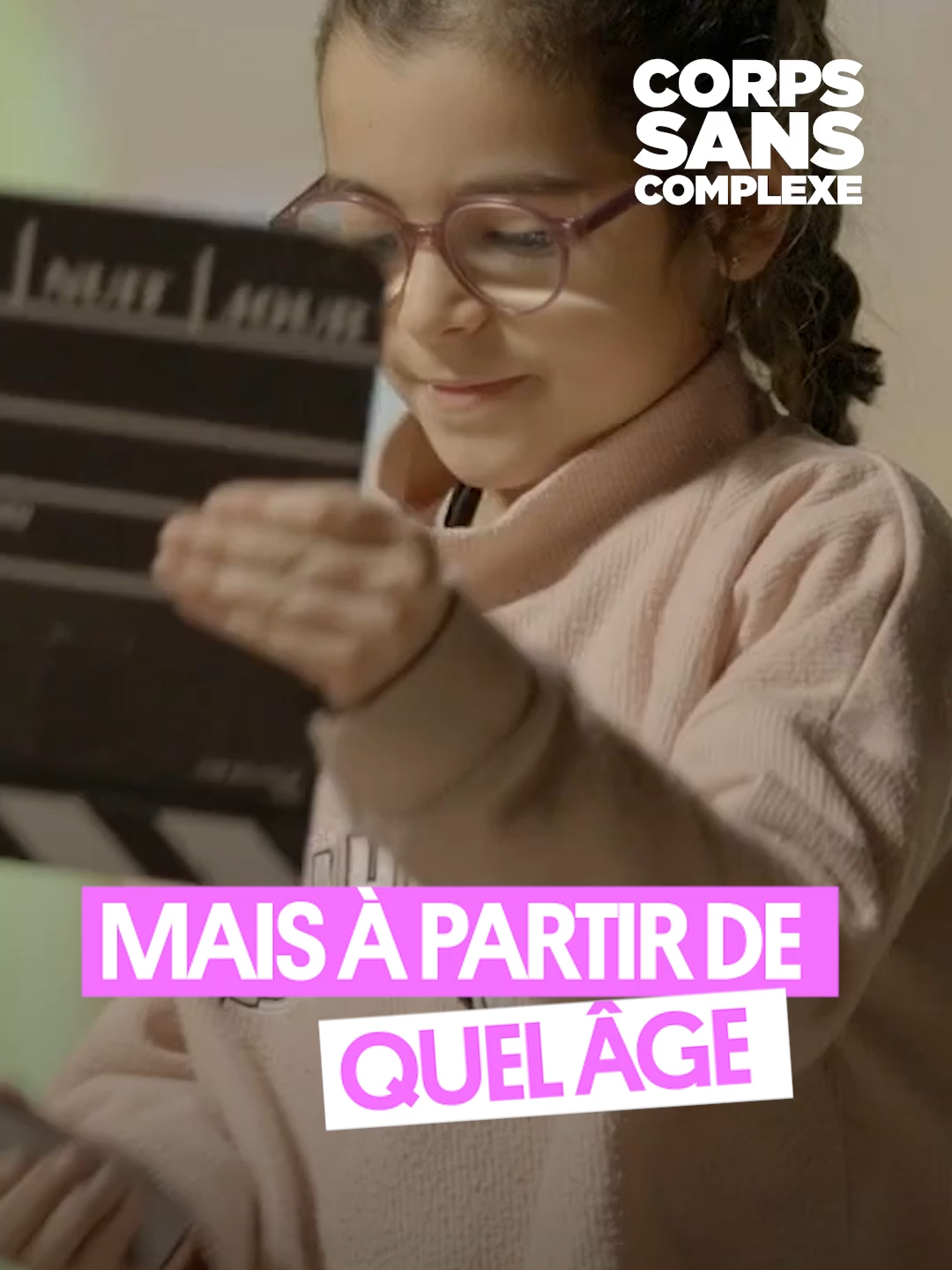 Une nouvelle génération de femmes et d’hommes casse les codes et s’émancipe du culte de la minceur. Longtemps complexée, Mahaut Drama raconte l’incroyable combat qu’il faut mener pour accepter un corps longtemps moqué par la culture populaire et réprouvé par la société 🔎 