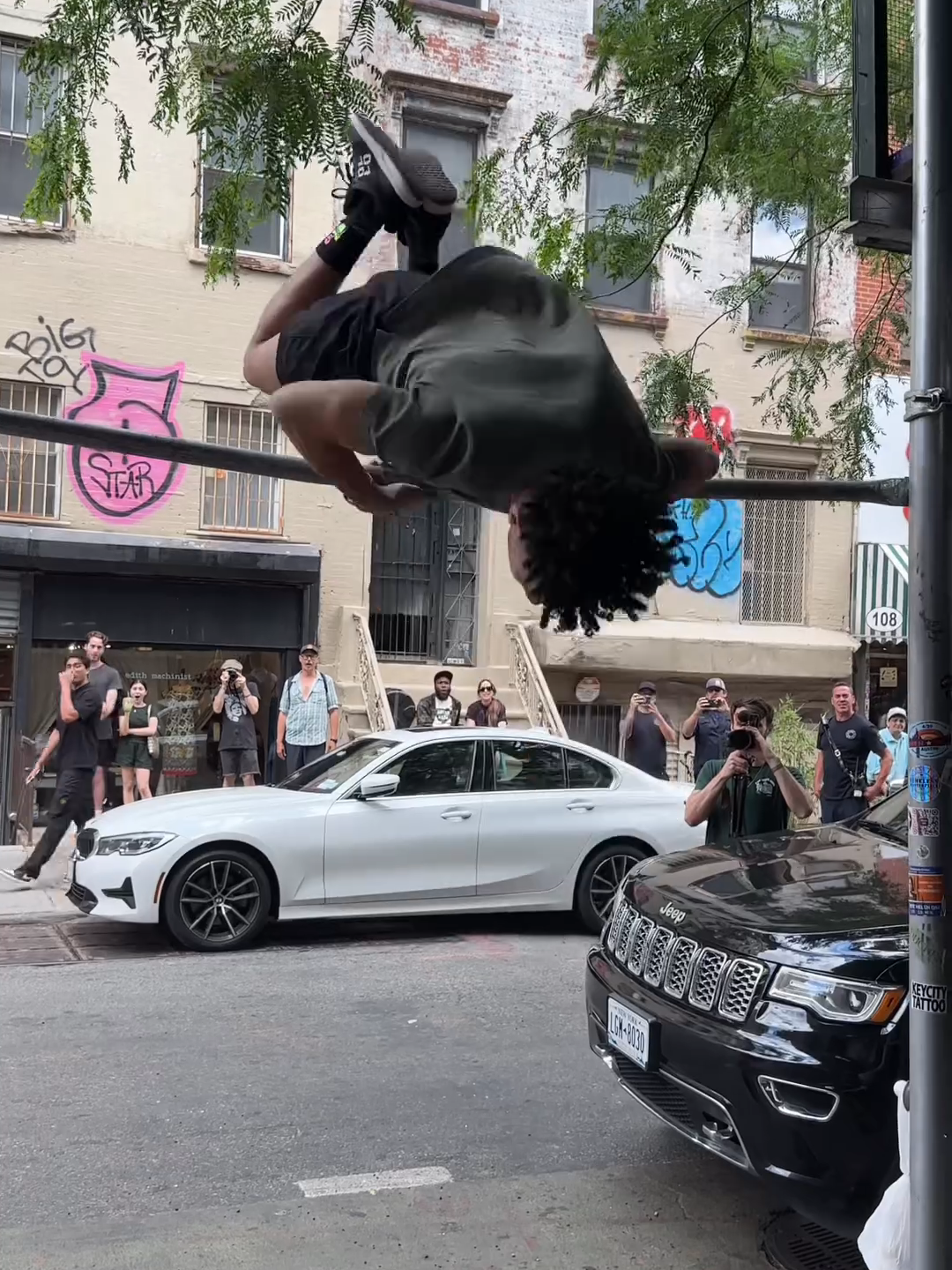 Calisthenics on scaffolding is crazy 😮 (IG🎥: @ramces_sw) #Unreel #Extreme #Calisthenics #Strenght #Talent