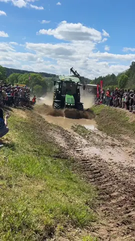 Traktoriáda Březová nad Svitavou 2024 #tractor #agriculture #farm #johndeere #farming #farmer #fendt #newholland #tractors #farmlife #traktor #masseyferguson #landwirtschaft #claas #caseih #jattlife #agro #swaraj #tractorlife #jatt #farmers #ford #agricultura #tochan #punjabi #harvest #valtra #agri #case #zetor 