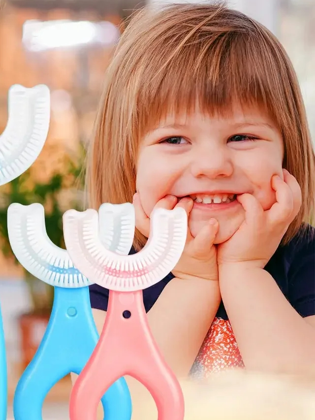 🪥✨ Introducing the Toothbrush Children 360 Degree U-shaped! 🌟 The perfect toothbrush designed for toddlers and kids! 🦷💖 ✨ 360 Degree Cleaning: Fits the shape of their mouth to clean teeth from all angles. ✨ Fun & Attractive Design: Makes brushing enjoyable for kids. ✨ Encourages Good Habits: Unique U-shape promotes careful brushing for better oral hygiene. 🔍 Please note: Actual product color may vary due to lighting and screen settings. Size differences may occur due to manual measurement methods. 🛒 Shop now and make brushing fun and effective for your little ones! Link in bio. 🚀 #KidsToothbrush #360DegreeBrushing #ChildrensDentalCare #OralHygiene #ParentingTips #HealthySmiles #FunBrushing #ToddlerDentalCare #UShapedToothbrush