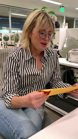 Ray from Taiwan sent us another letter ranking his favorite celebs... should we finally connect and give him that ZOOM call he's been waiting for? #brookeandjeffrey 
