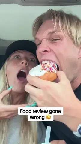 Oh No He Didn’t 😭🍩 #couple #reaction #funny #comedy #prank #couplecomedy #fy #fyp 