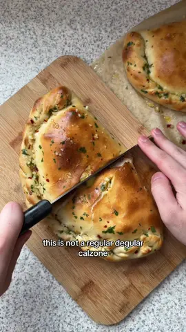 butter chicken calzones 🍕🐓