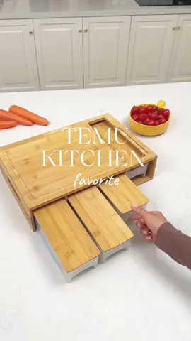 Come check out this week’s Temu Kitchen Essentials! 🥔 This Cutting Board with a sliding tray will be a good helper in your kitchen. 🥦👩🏻‍🌾🔎 Search dpj9435 on Temu for this amazing product! #Temu #TemuFinds