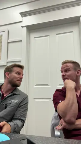 Idential twin bosses talking about hunting 🤠🤠🤪 #watchmyboss #bosstok #bosshumor #funnyboss #dentalthings #dentaloffice #dentalofficehumor #dentist #dentistsoftiktok #dentisthumor #twindoctors #twinbrothers #twins #twinsprank #twinpower #twinschallenge 