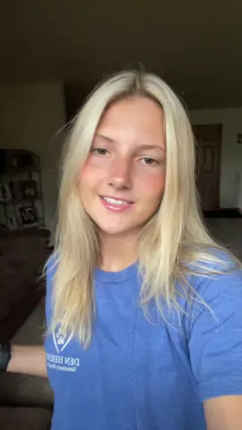 👱‍♀️💋