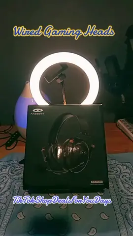 Wired gaming headset ,great sound and microphone pick up made by MAGEGEE in the tiktok shop now  #GamingOnTikTok #gaming #gamingheadset #pcgaming #fypage #tiktokshopdealsforyourdays 