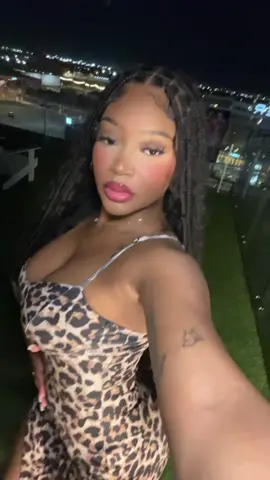 🔥 #fypシ゚viral #explore #viral #fypage #fyppppppppppppppppppp #explorepage #baddies #melanin #tgif #bodypositivity #blackgirlluxury 