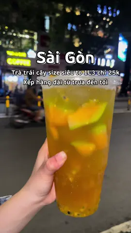 Tiệm trà trái cây size siêu to giá chỉ từ 25k #saigoncogi #saigondidau #saigonvivu #tratraicay #binhthanh #tiemtrathuvi #traicaytuoi #cafe #anuong 
