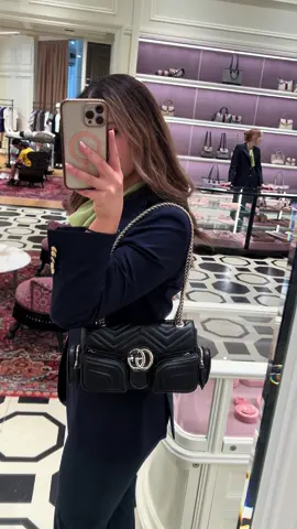 GG Marmont featuring multi pockets 🤍❤️🖤 #gucci #brisbane #guccibrisbane #gucciaustralia #brisbane_australia #luxury #luxury #queensplaza #clientadvisor #salesassociate #gucciclientadvisor #luxuryclientadvisor #guccigang🇳🇵 #newness #australia #newdesigner #handbag #sabatodesarno  #sabatodesarnogucci 