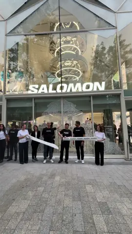 taylor swift couldn’t make it to the opening party 🥲 #erastour #salomon #champselysees #store 