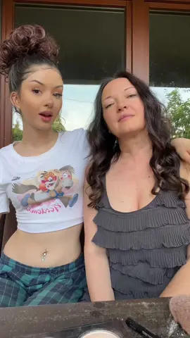 meine mama ist atp eif meine beste freundin, hoffe sehe später aus wie sie #woistlena #berlin #grwm #datingtips 