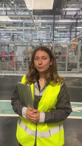 ⚡Emotors recrute alors clique sur : https://recrutement.emotors.com/#jobs !  On se retrouve bientôt dans notre industrie 4.0 ⚡ #fyp #job #recrutement #industrie #trendingvideo
