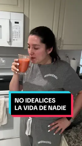 Ya basta de idealizar la vida de las personas❤️ todo estamos luchando nuestras propias batallas 💯.  Jabon facial @Kiehl’s Since 1851 bloqueador solar invisible @Supergoop  #contentceator #vlogger #adayinmylife #lifestylecontent 