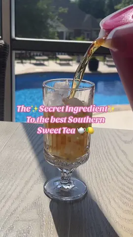 It makes such a difference! 🫖🍋🩷🌼 #sweettea #southernsweettea 