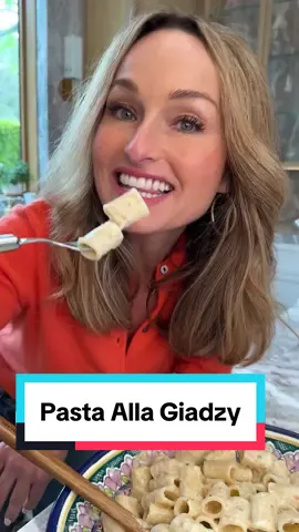 Part pesto, part alfredo, all delicious: this Giadzy original creation is Giada’s newest weeknight go-to, and once you try it, you’ll understand why! Recipe in link in bio! #giadadelaurentiis #giadzy #italy #italianfood #italiancooking #pesto #pastaallagiadzy #foryoupage