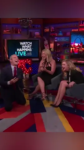 #WWHL15thAnniversary On July 30th, 2018, a cheeky fan snuck in one of the funniest social handles right into Andy’s hands and EVERYONE was hysterical 🤣           • • Check out our page for more past moments from the WWHL vault