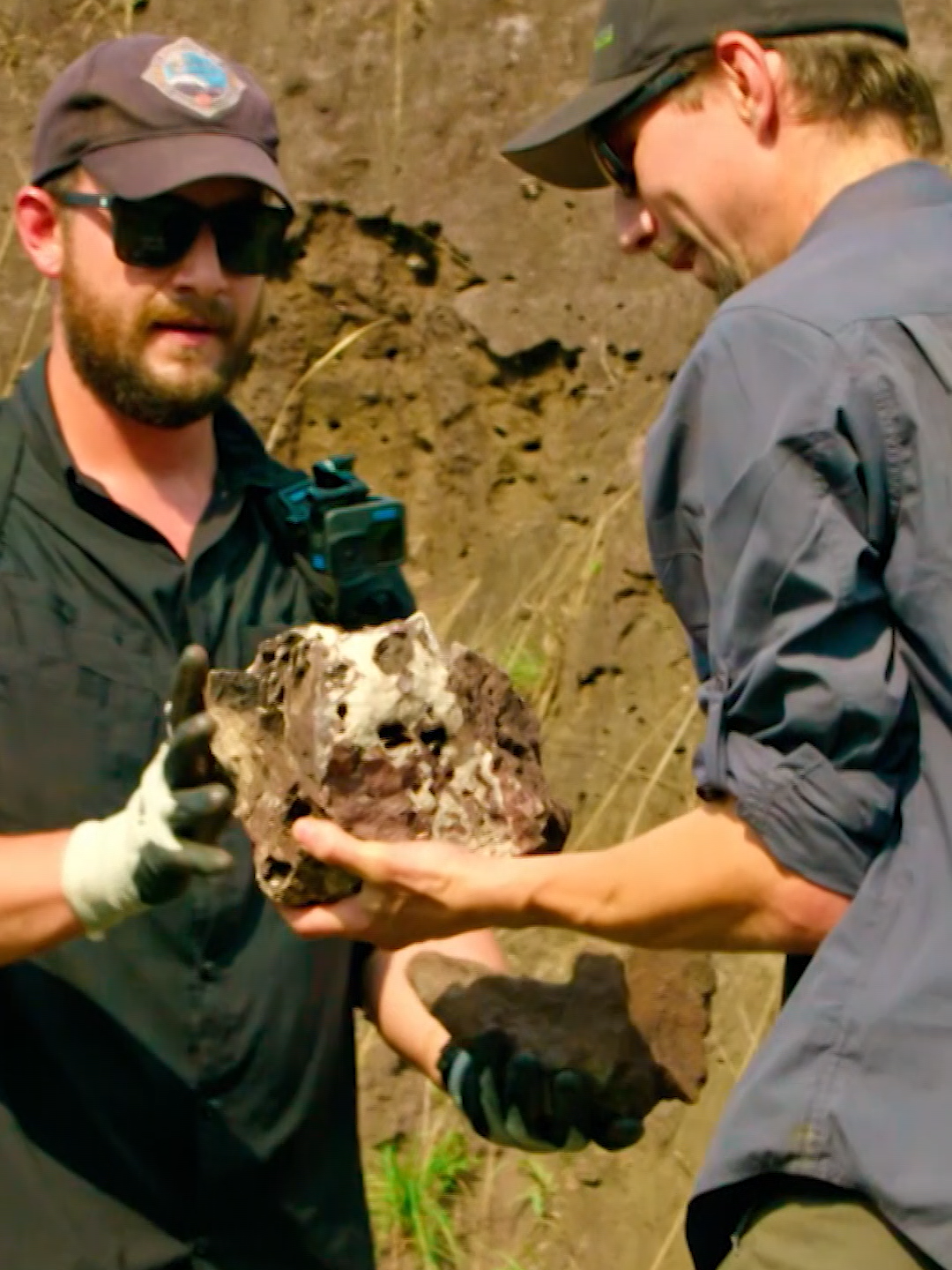 Kid in a candy store 🍭 Parker's inner gold geek comes out when prospecting Brazil's giant former#GoldRush site Serra Pelada. #ParkersTrail #mining