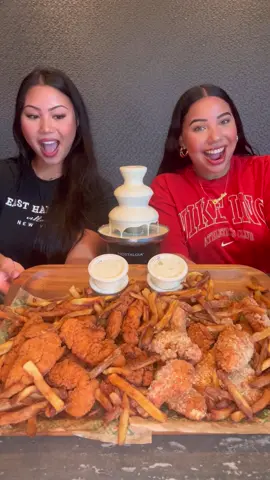 wingstop mukbang with the one & only @AlexiaeatsBoba 🥰❤️ this was so much fun honestly😭 you can’t have wingstop without a ranch fountain!!🤣 #wingstop #mukbang #asmr #asmrmukbang #chickentenders #friedchicken 